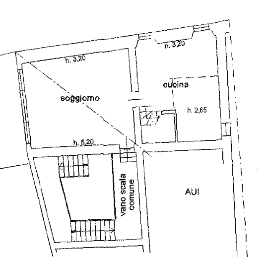 Dreizimmerwohnung im historischen Zentrum von Toscolano zu verkaufen