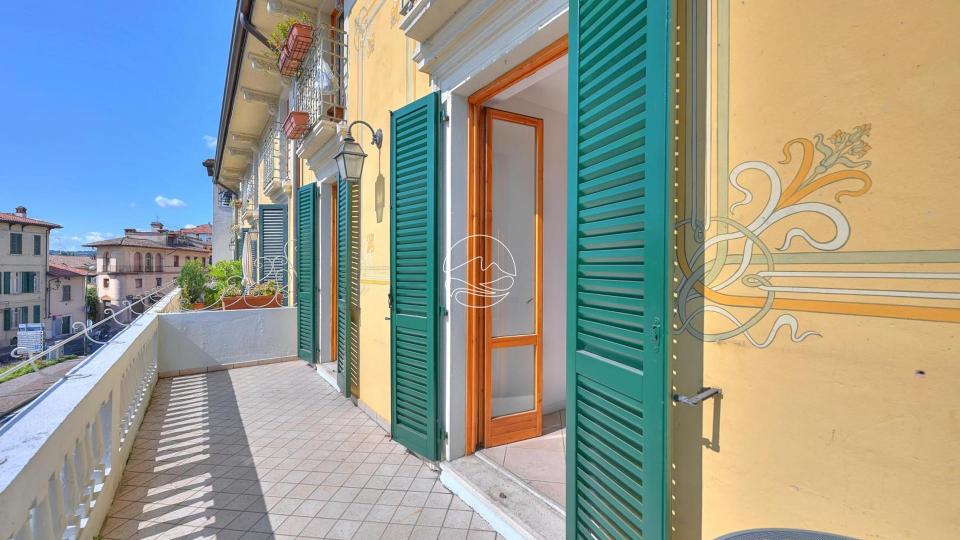 Two-room apartment in Gardone Riviera