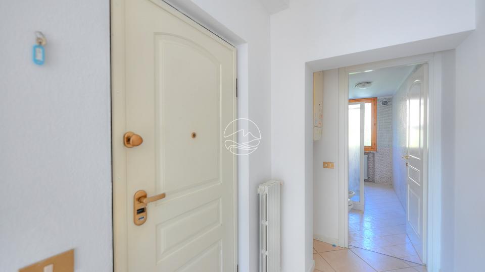 Two-room apartment in Gardone Riviera