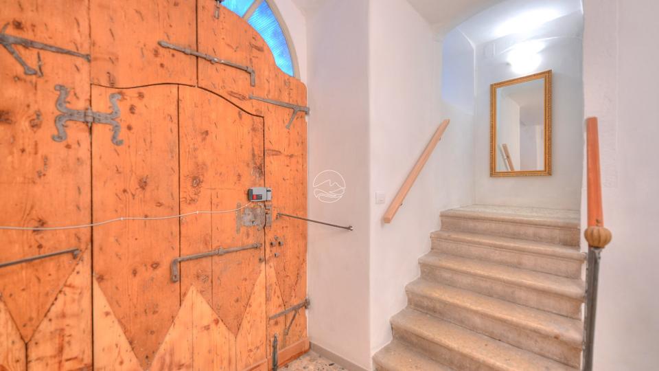 Three-room-apartment in the characteristic historic center of Bogliaco