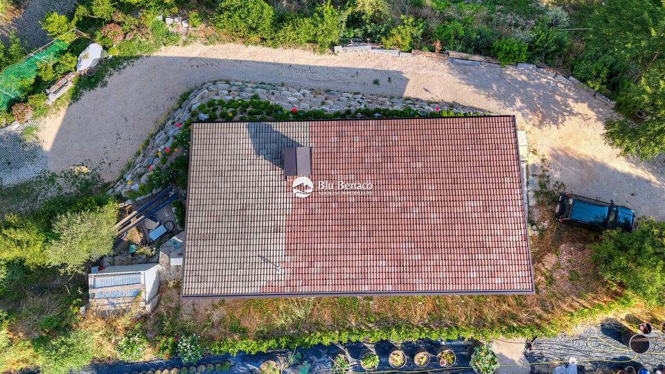 Unmissable property for sale in Toscolano
