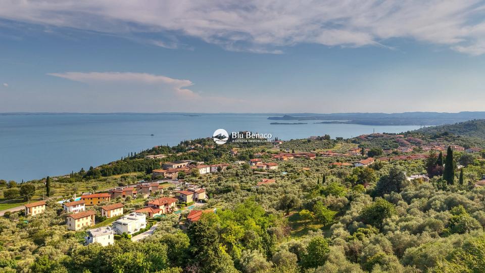 Unmissable property for sale in Toscolano