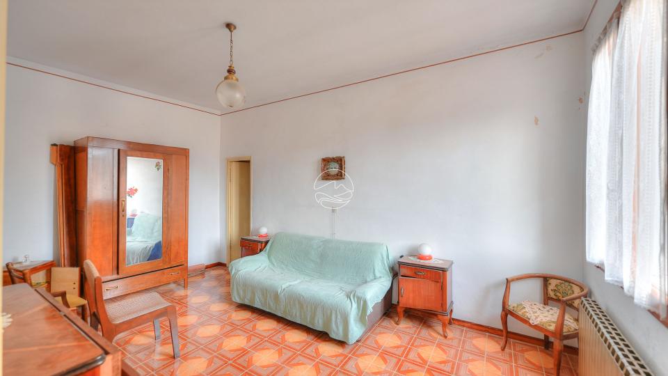 House in the center of Gaino