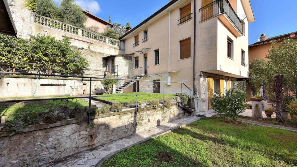 Apartment in the center of Gargnano