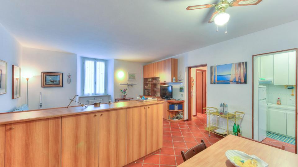 Two-room apartment in historic center of Gargnano