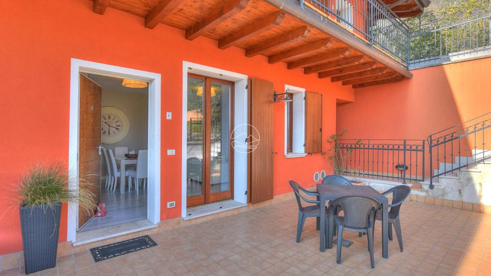 Three-room apartament in residence with pool