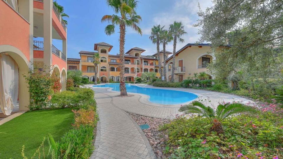 Apartment few meter from Lake Garda