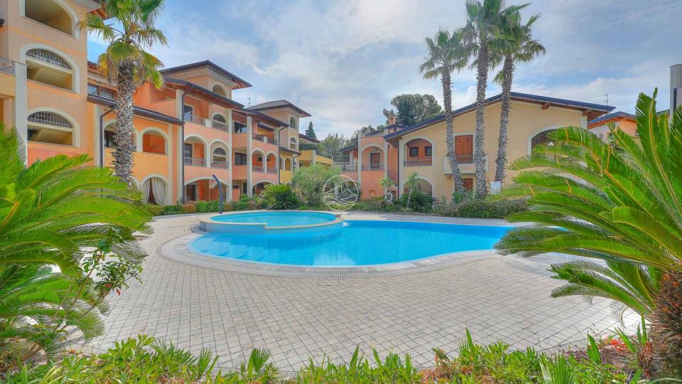 Apartment few meter from Lake Garda