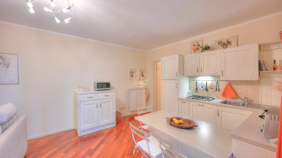 Apartment few meter from Lake Garda