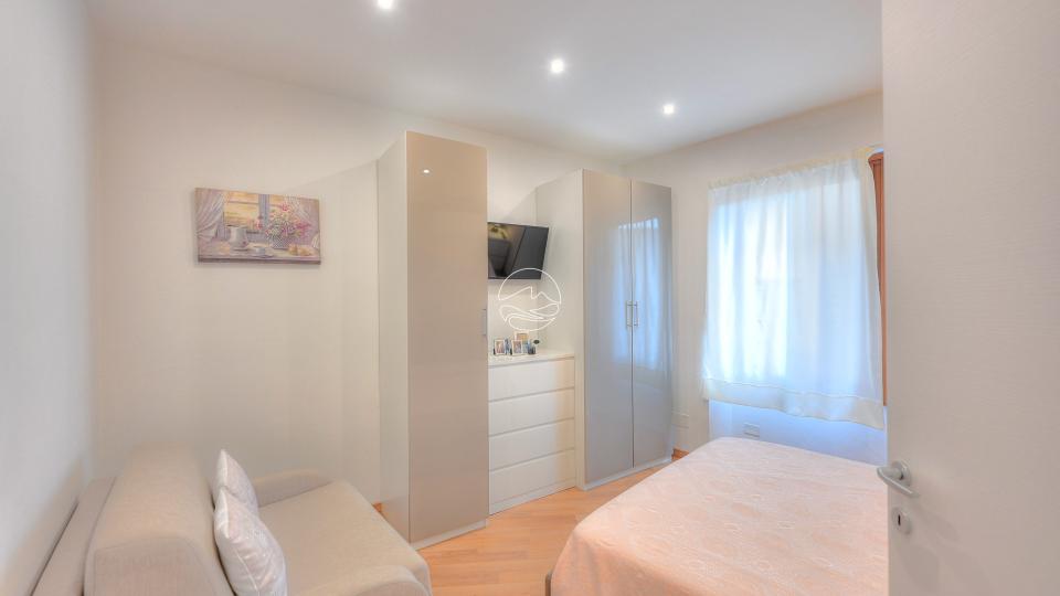 Apartment in the center of Toscolano Maderno