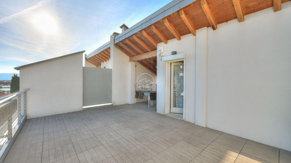 New apartment in the central area of Maderno