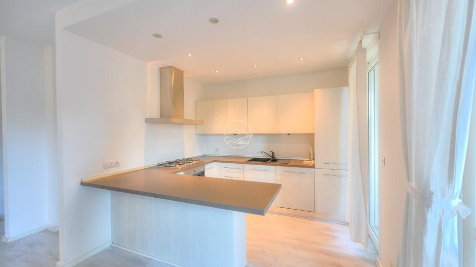 New apartment in the central area of Maderno