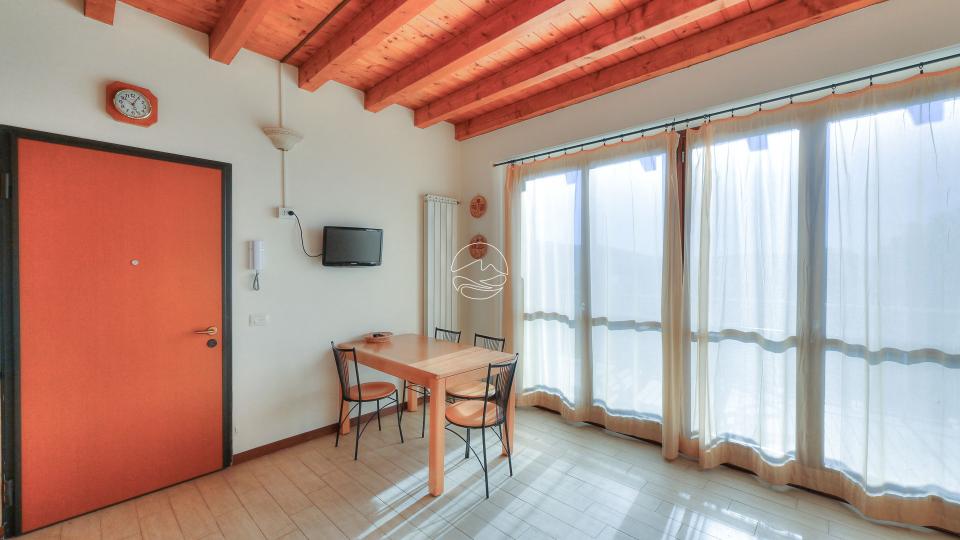 Apartment on the first hill in Pulciano 