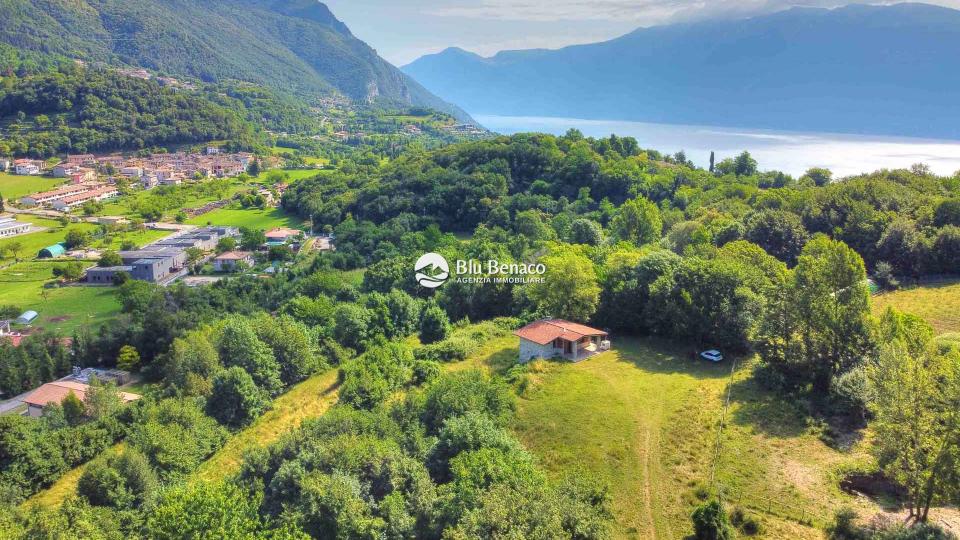 Independent house in Mezzane