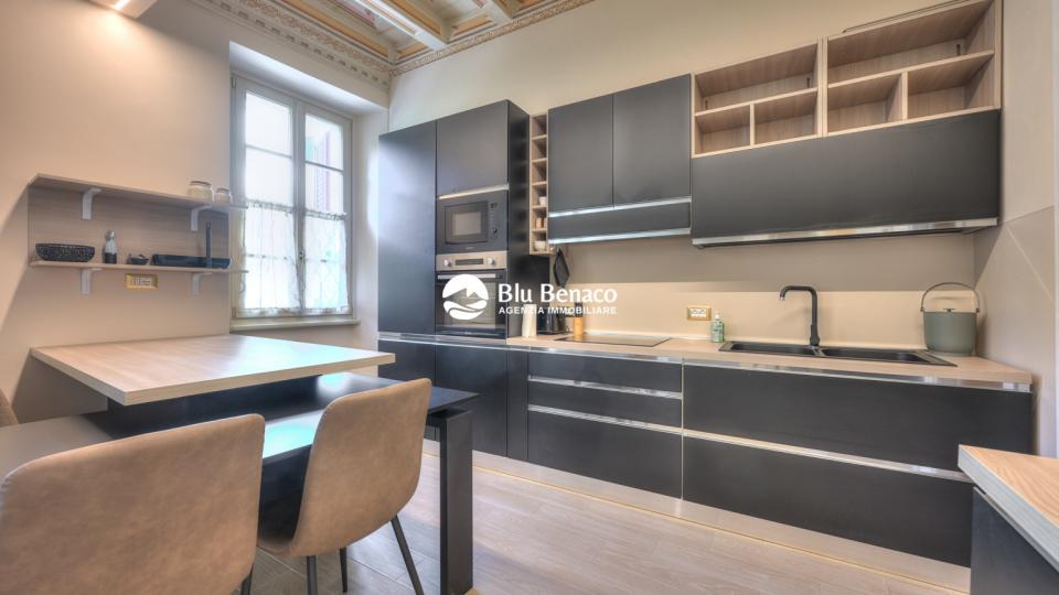 Bilocale storico in vendita a Toscolano