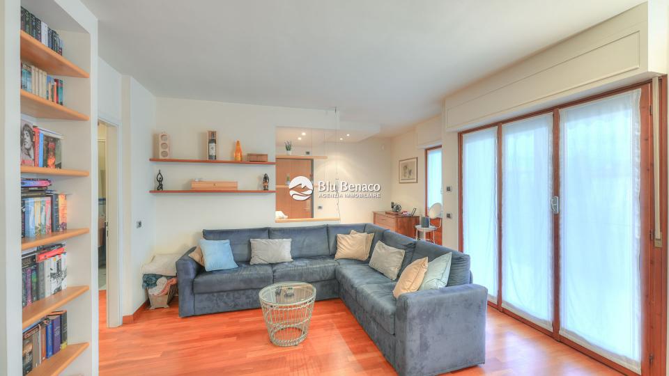 Lovely four-room apartment for sale in Toscolano 