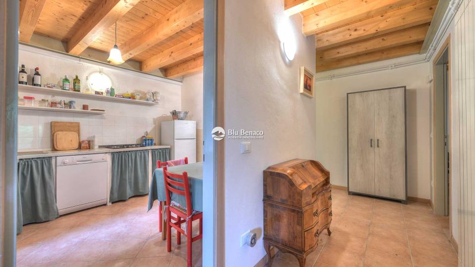 Property for sale in Camerate