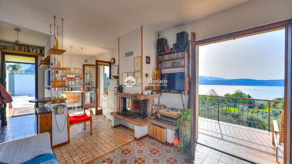 Villa indipendente con vista panoramica a Montemaderno