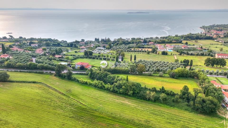 Villetta di testa a Manerba del Garda