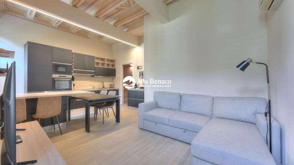 Bilocale storico in vendita a Toscolano