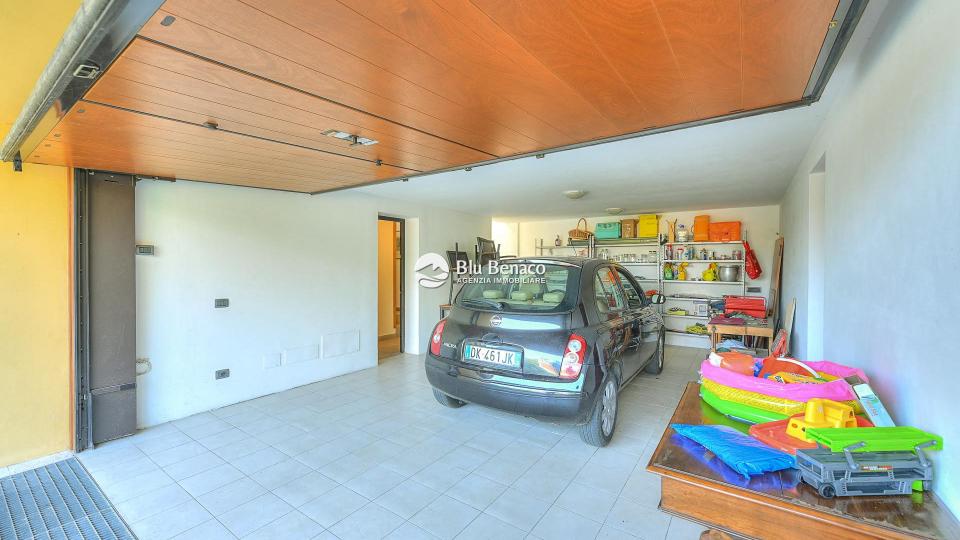 Unmissable detached villa in Toscolano Maderno