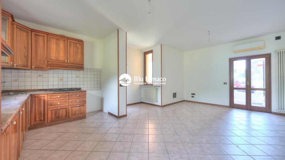 villa indipendente, in vendita roè volciano