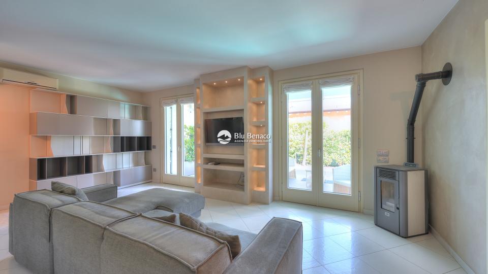 Villa zu verkaufen in Polpenazze del Garda