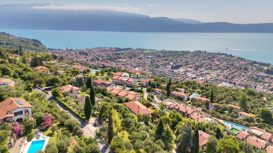 Villetta di testa in vendita a Montemaderno