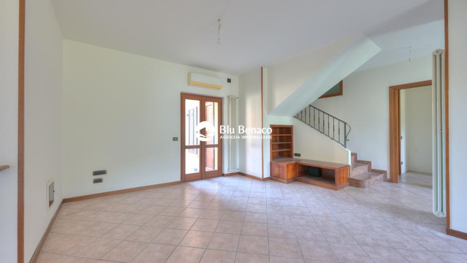 villa indipendente, in vendita roè volciano