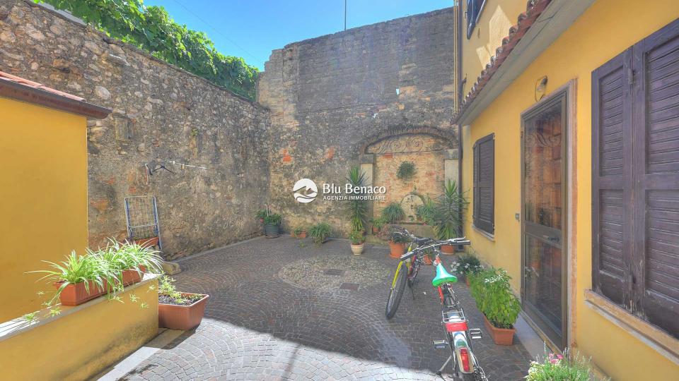 Two-room apartment for sale in Toscolano