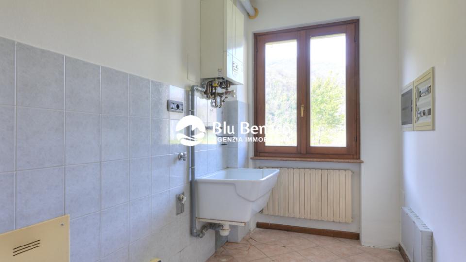 villa indipendente, in vendita roè volciano