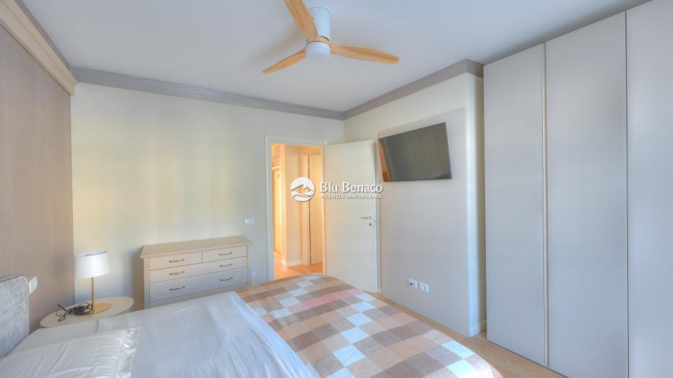 Three-room apartment for sale in Maderno