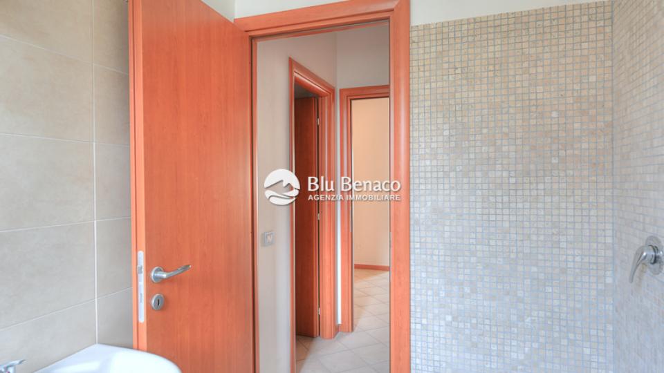 Unmissable three-room apartment for sale in Maderno