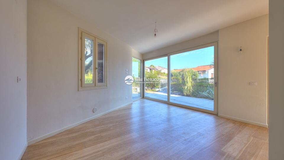 Soiano Del Lago, VIlla singola vista lago. 