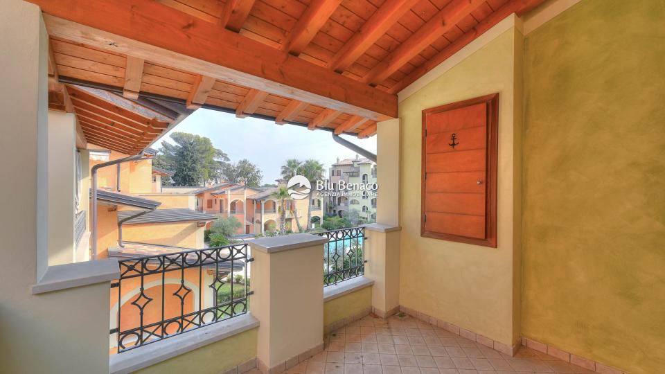 Unmissable three-room apartment for sale in Maderno