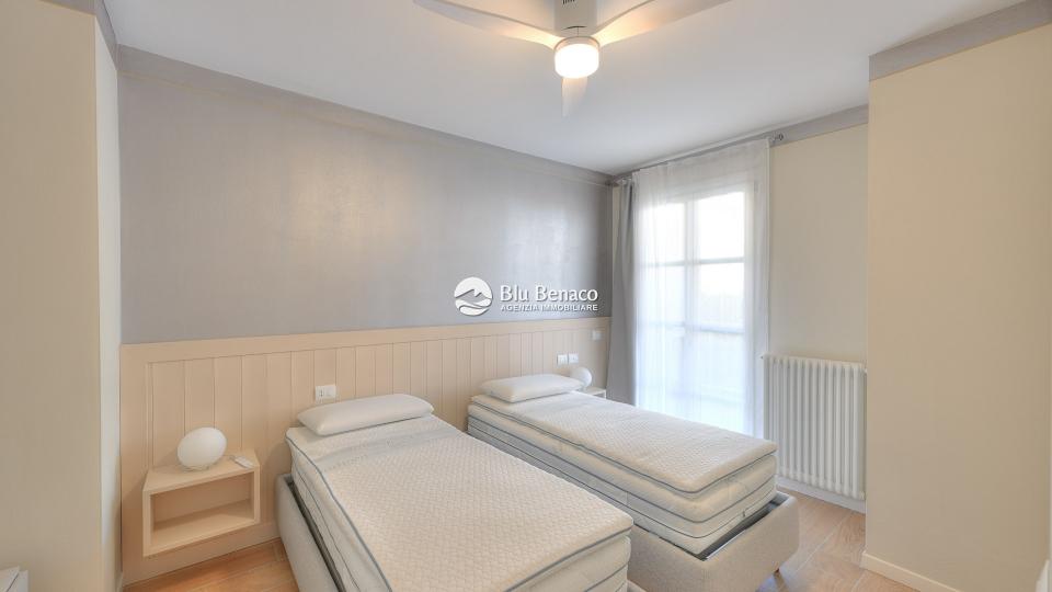 Three-room apartment for sale in Maderno