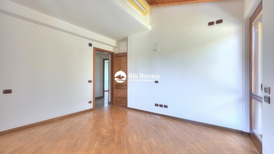 villa indipendente, in vendita roè volciano