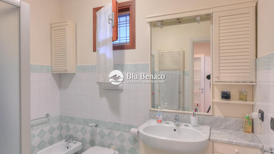 Lovely four-room apartment for sale in Toscolano 