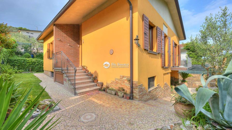 Villa singola in vendita a Roè Volciano 