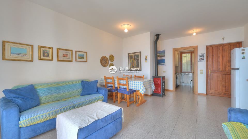 Lake-view apartment for sale in Tignale Lake-view apartment for sale in Tignale