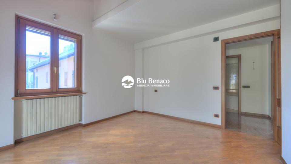 villa indipendente, in vendita roè volciano