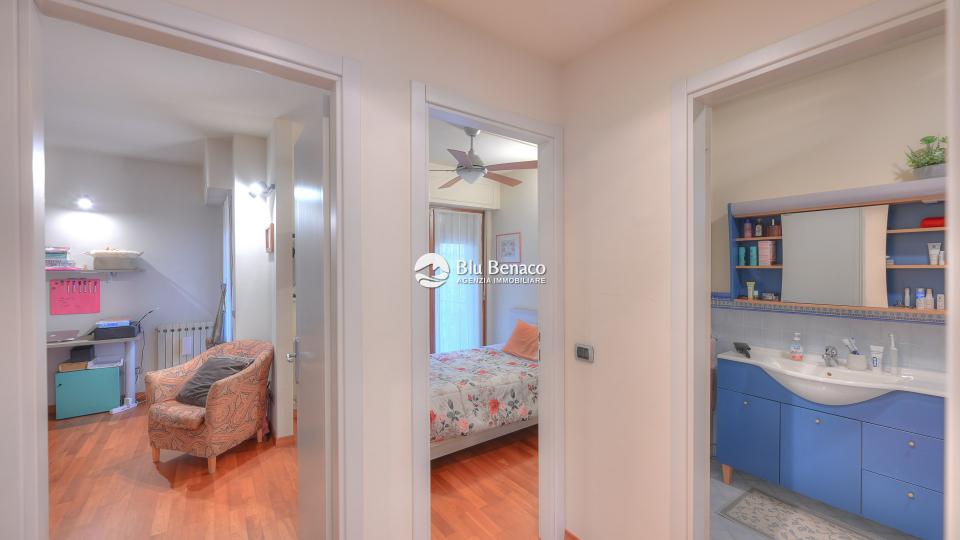 Lovely four-room apartment for sale in Toscolano 