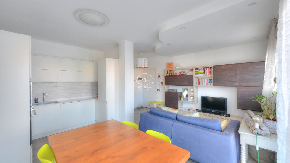 Dreizimmerwohnung zum Verkauf in Maderno