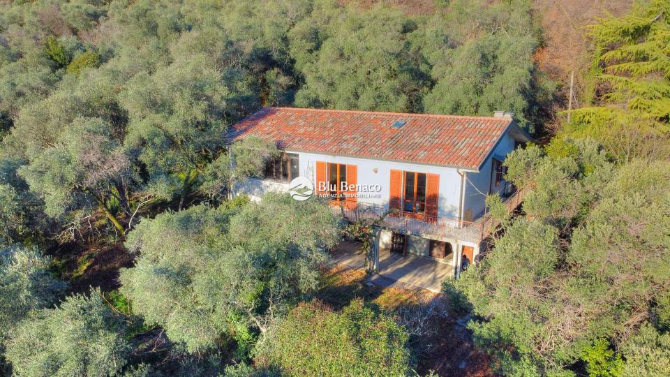 Villa in Gargnano zu verkaufen