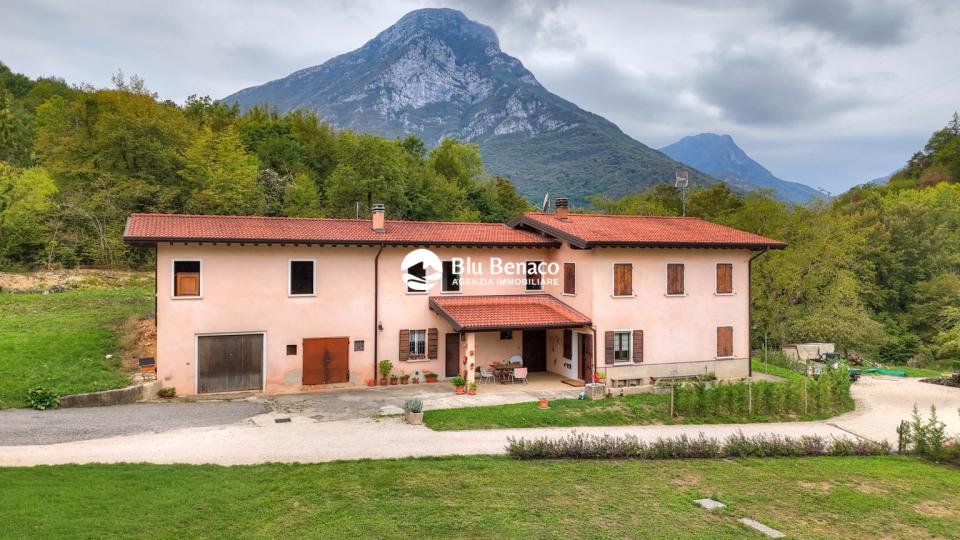 Appartamento in vendita a Navazzo