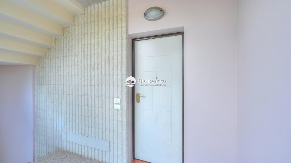 Three-room apartment for sale in Toscolano