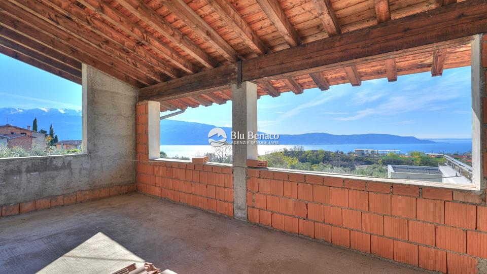 Villa indipendente con vista panoramica a Gaino