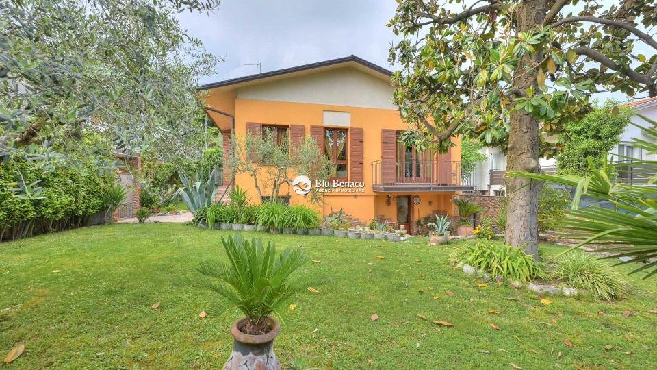 Villa singola in vendita a Roè Volciano 