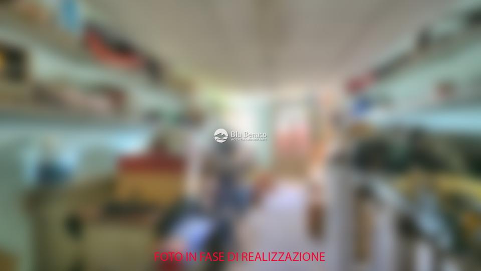 Porzione cielo terra in vendita a Navazzo 