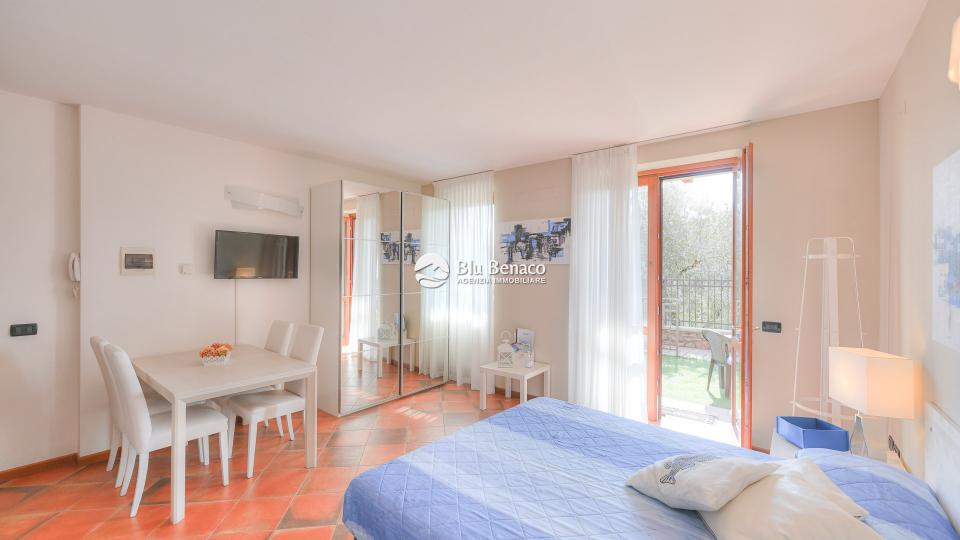 Wonderful studio in residence with pool
